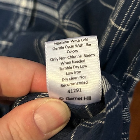 Garnet Hill Navy Blue Plaid Button Down Shirt Size Small - Picture 7 of 8